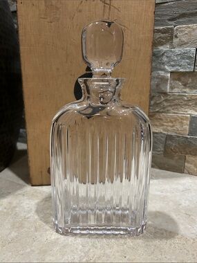 vintage Atlantis crystal ribbed decanter with Stopper